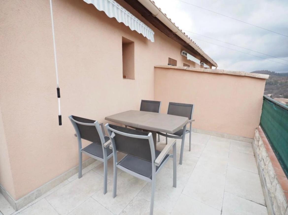 Studio Meuble Avec Terrasse Gréoux-les-Bains Exteriér fotografie