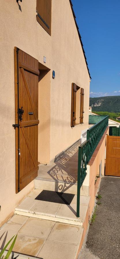 Studio Meuble Avec Terrasse Gréoux-les-Bains Exteriér fotografie